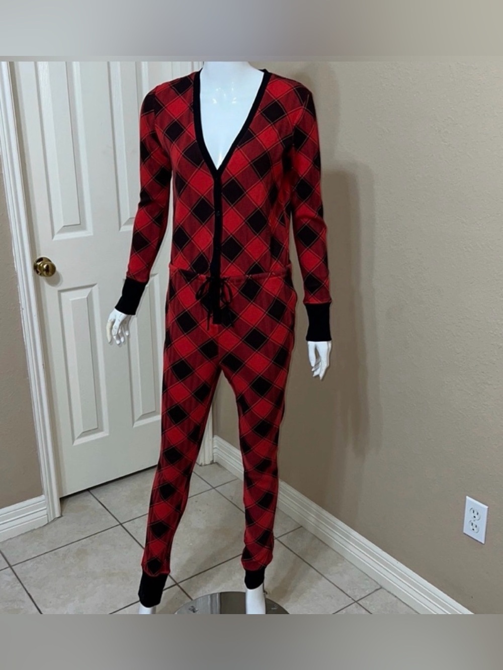 Victoria's Secret Red and Black Plaid Thermal One-Piece  Pajamas Size Small